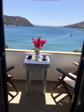 Petridi Maria Suites & Apartments